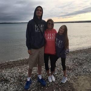 Meet your Posher, Jillian